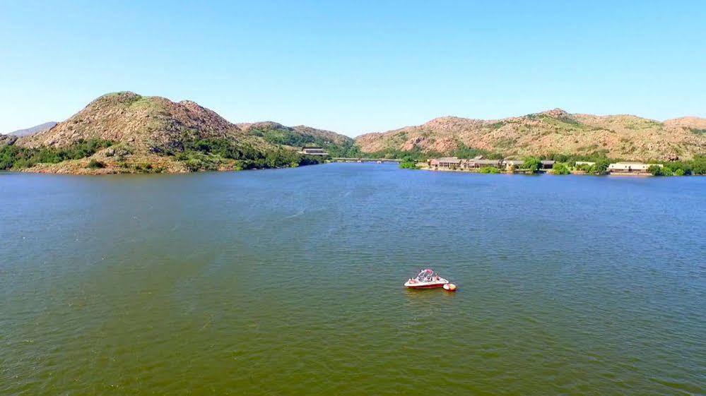 Lone Wolf Quartz Mountain Resort מראה חיצוני תמונה